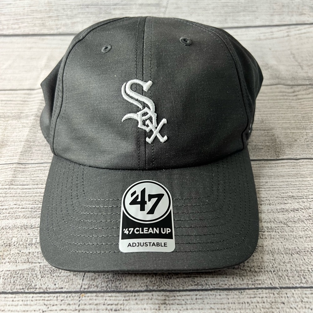 Adjustable Chicago White Sox Baseball Cap